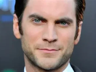 The Evolution of Wes Bentley’s Smile: A Deep Dive into His Dental Journey